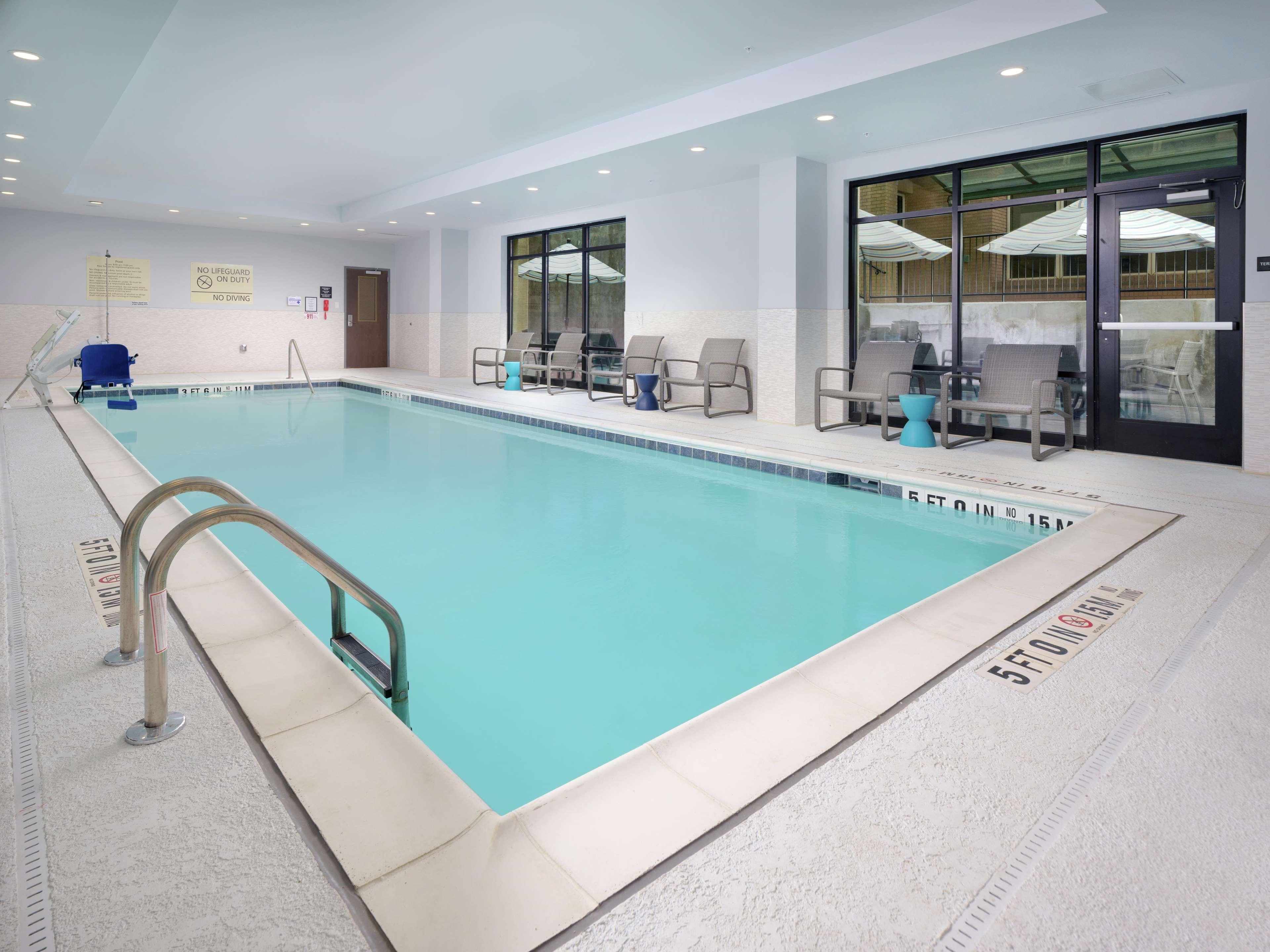 Hampton Inn & Suites Atlanta Decatur/Emory Екстер'єр фото
