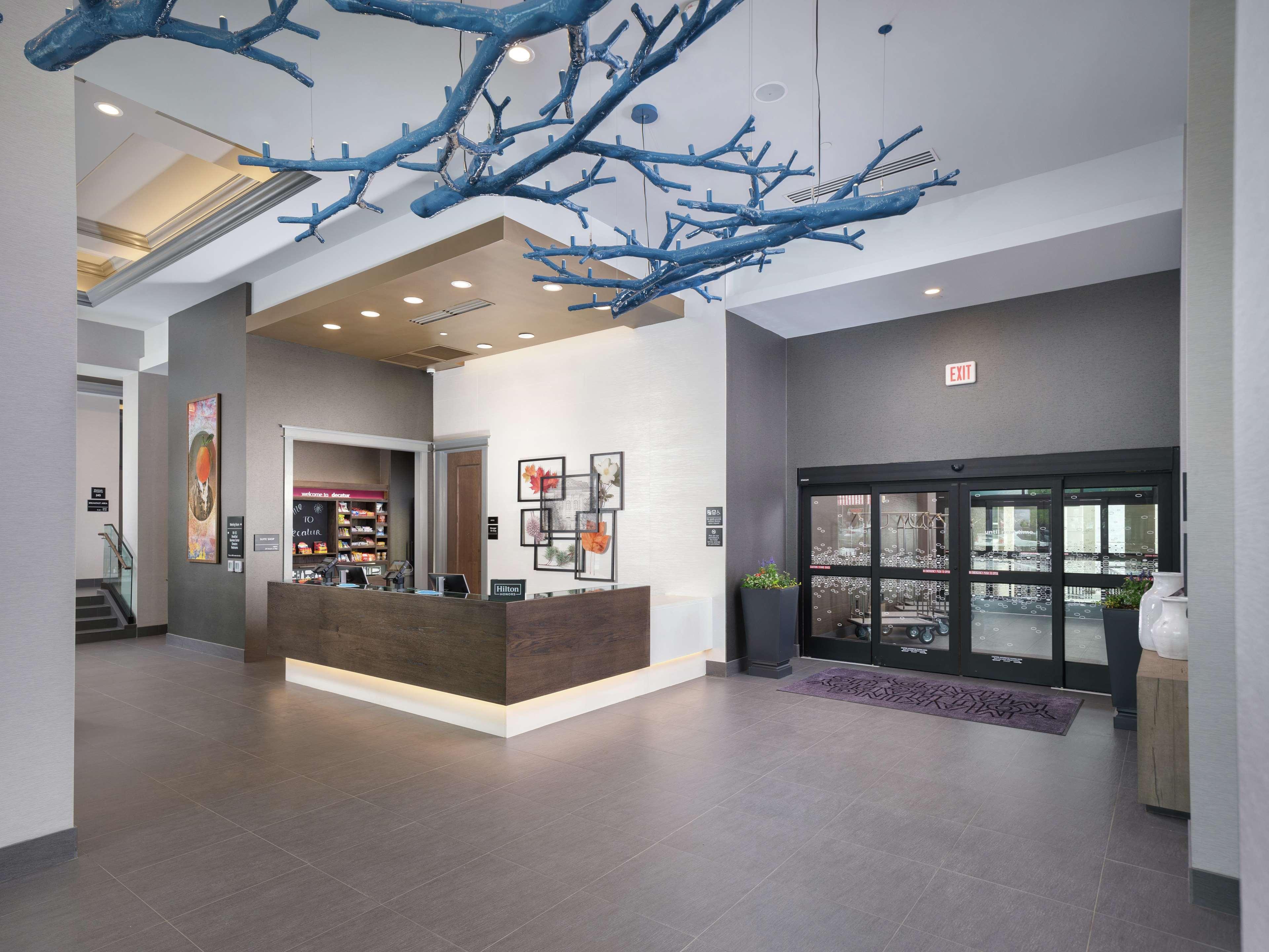 Hampton Inn & Suites Atlanta Decatur/Emory Екстер'єр фото