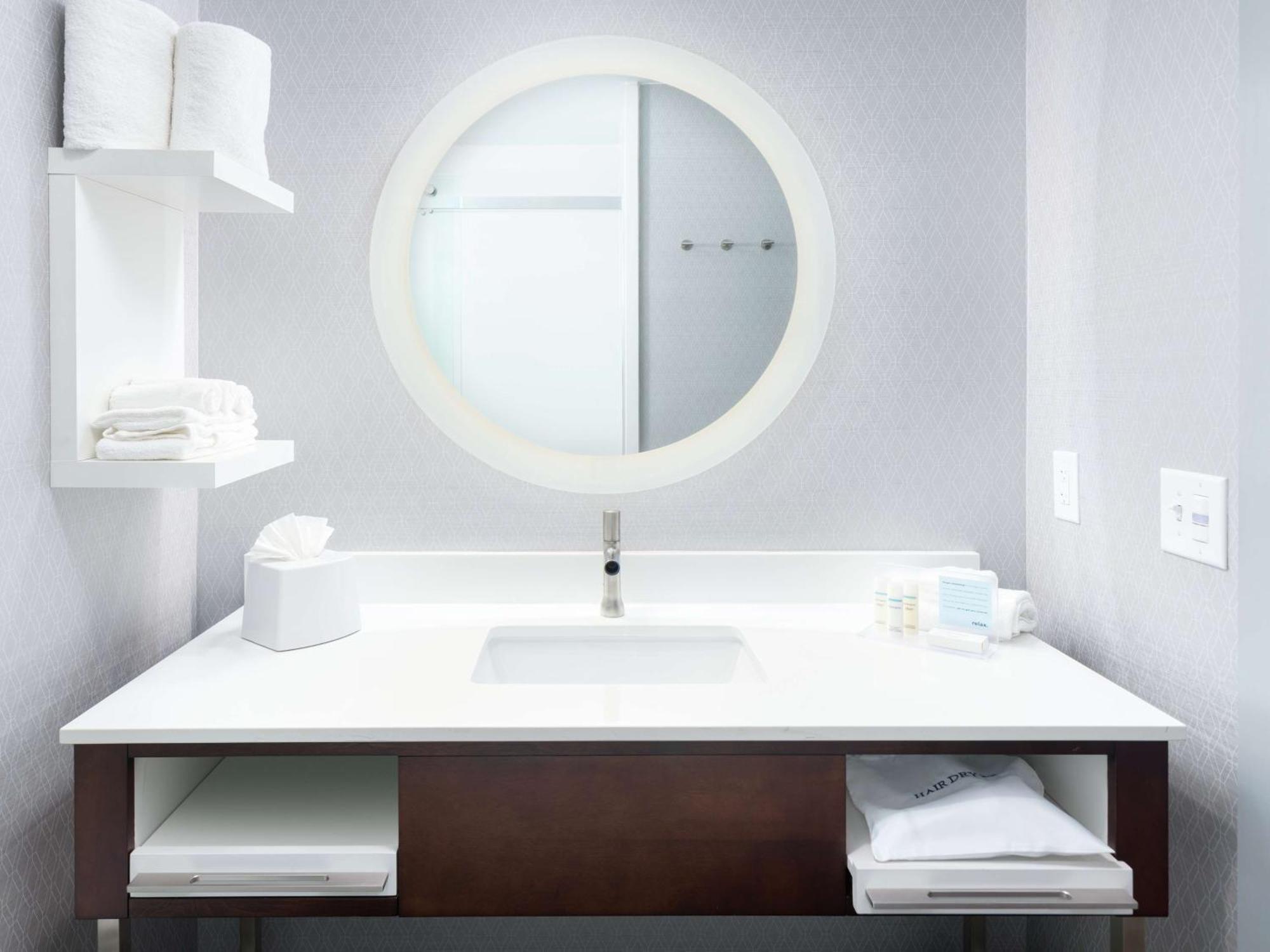 Hampton Inn & Suites Atlanta Decatur/Emory Екстер'єр фото